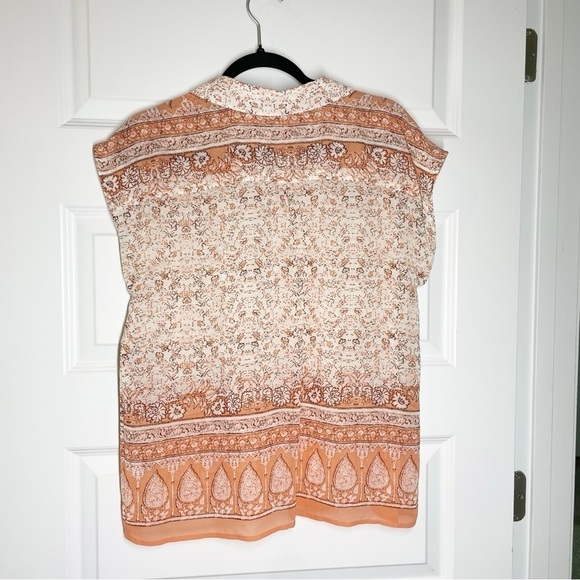 New Vince Camuto Mosaic Seas Popover Button Semi-sheer Blouse in Soft Cream - Picture 8 of 8